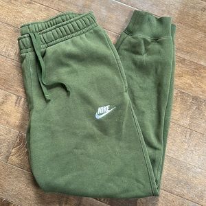 Nike sweatpants women’s